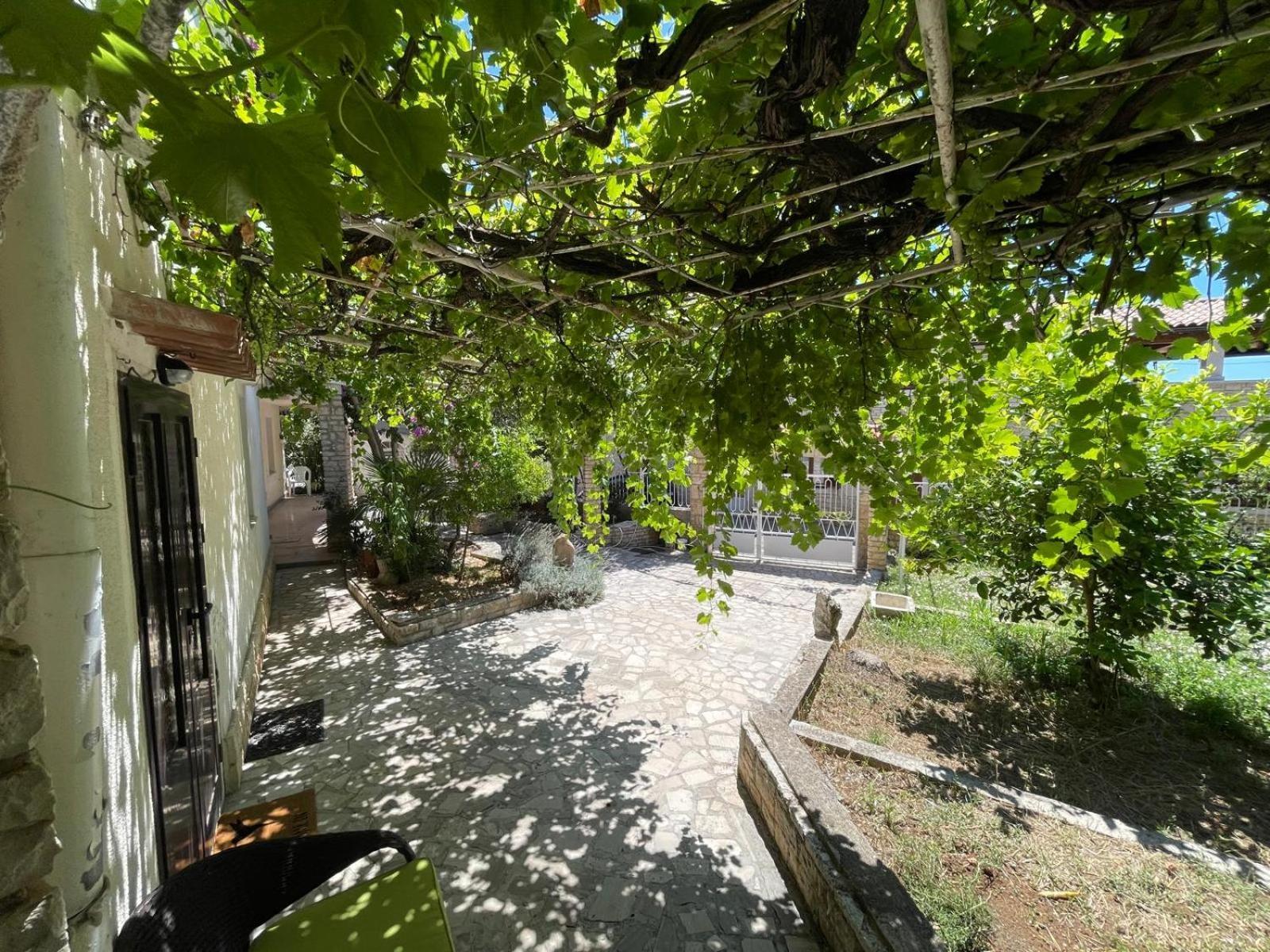 Villa Giulia Liznjan Luaran gambar